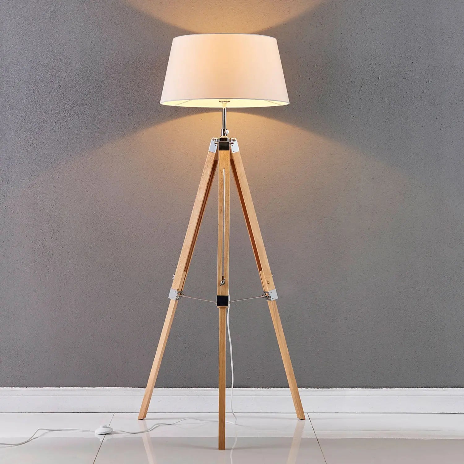 B-Ware Lindby Stehlampe Katie Mit Dreibeinigem Holzgestell Stehleuchte Lampe Leuchte - 4251096525014