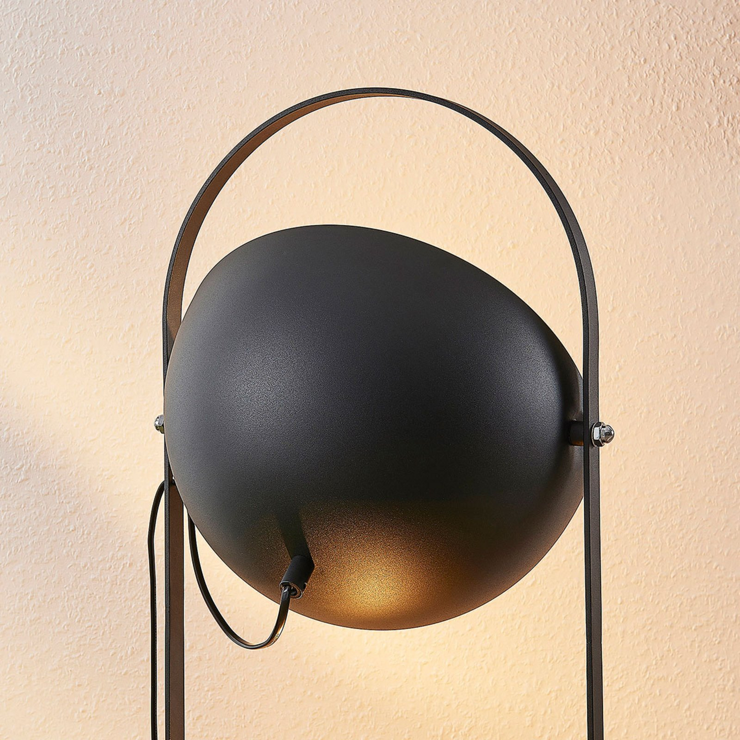 B-Ware Lindby Stehlampe Wohnzimmerleuchte Standleuchte Raumleuchte Metallleuchte E27
