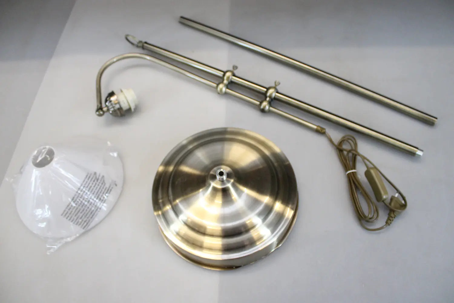 B-Ware Lindby Stehlampe Otis Standleuchte Stehleuchte Leseleuchte Led Siehe Text/Foto - 4251096525106