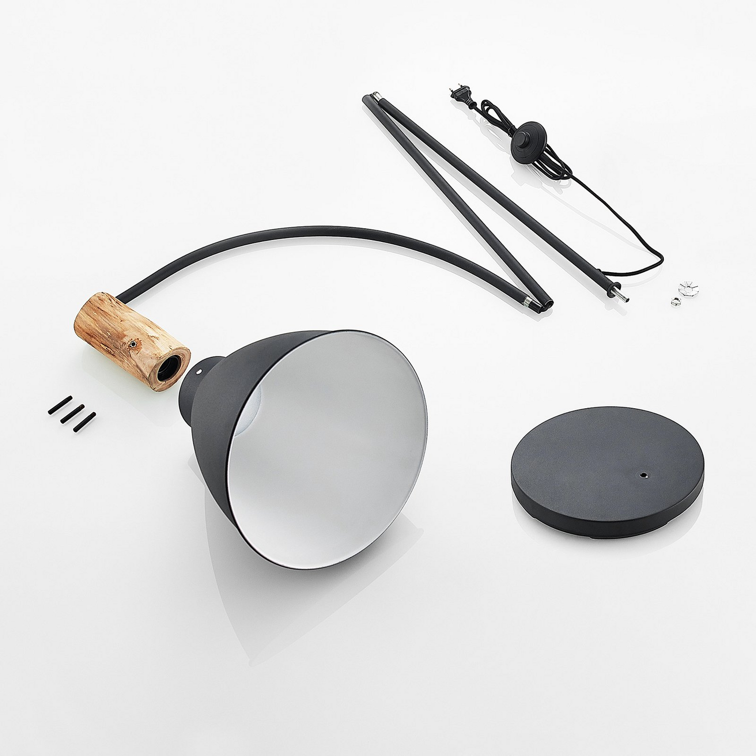 B-Ware Lindby Trebale Stehleuchte Stehlampe Wohnzimmerlampe Schwarz Holz Siehe Text - 4251096584028