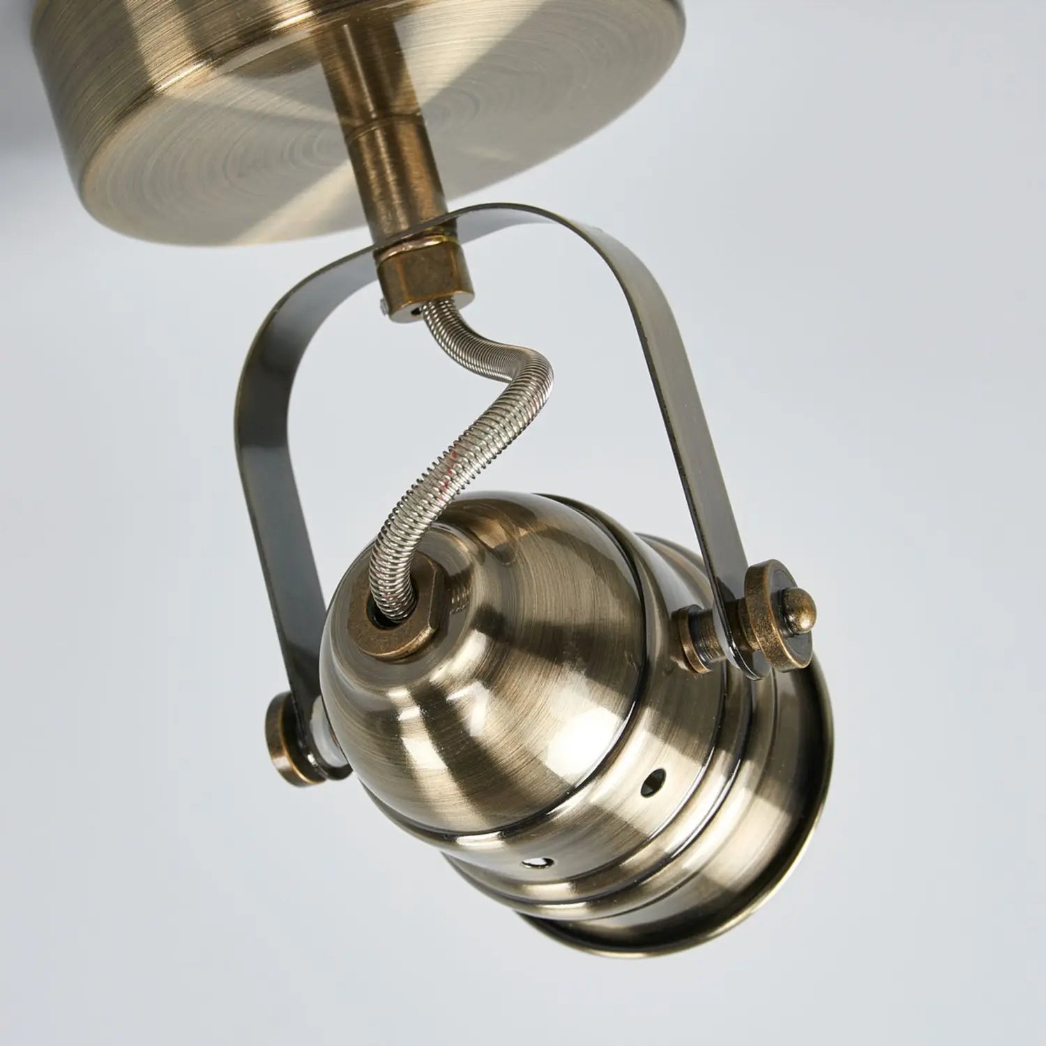 B-Ware Lindby Wandstrahler Spot Lampe Metall Altmessing Leonor 1 Flammig 9 Cm Gu10 - 4251096536072