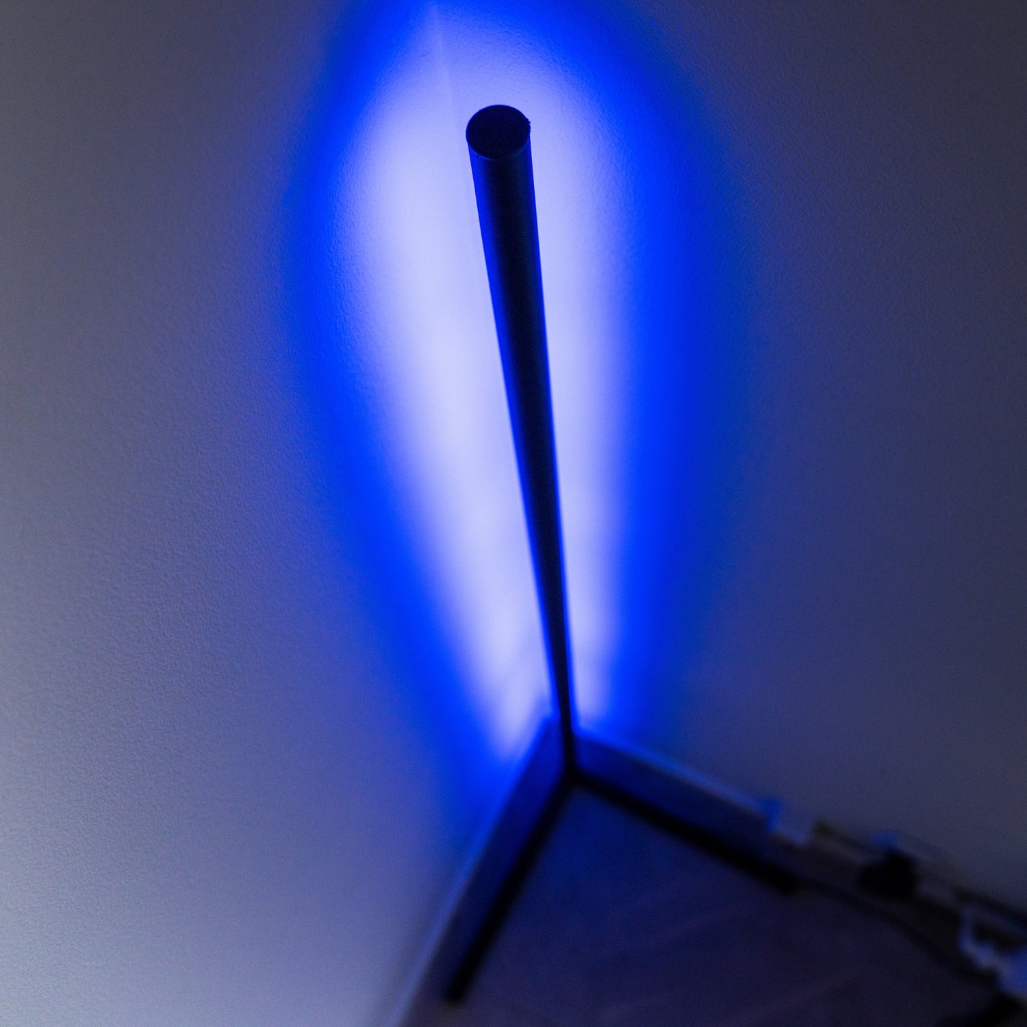 B-Ware Lite Bulb Moments Stehleuchte Stehlampe Led Rgb Schwarz Wlan App Alexa 140 Cm - 5714948300256