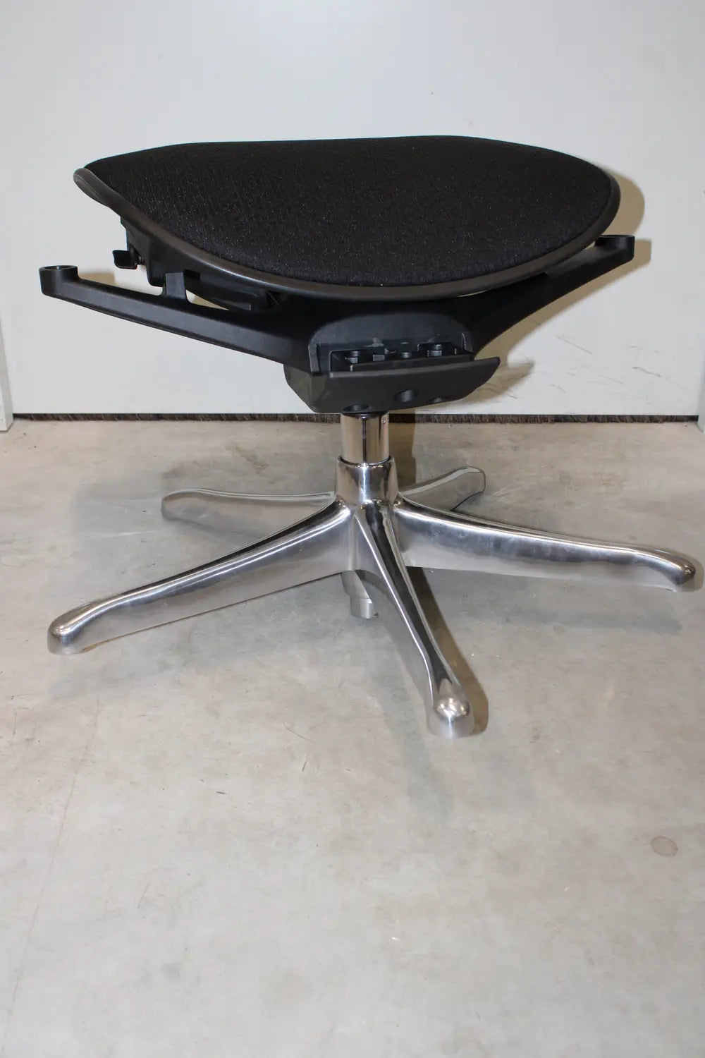 C-Ware Liucy Ergonomischer Bürostuhl Drehstuhl Schreibtischstuhl Black Siehe Text/Fotos - 8390164845602