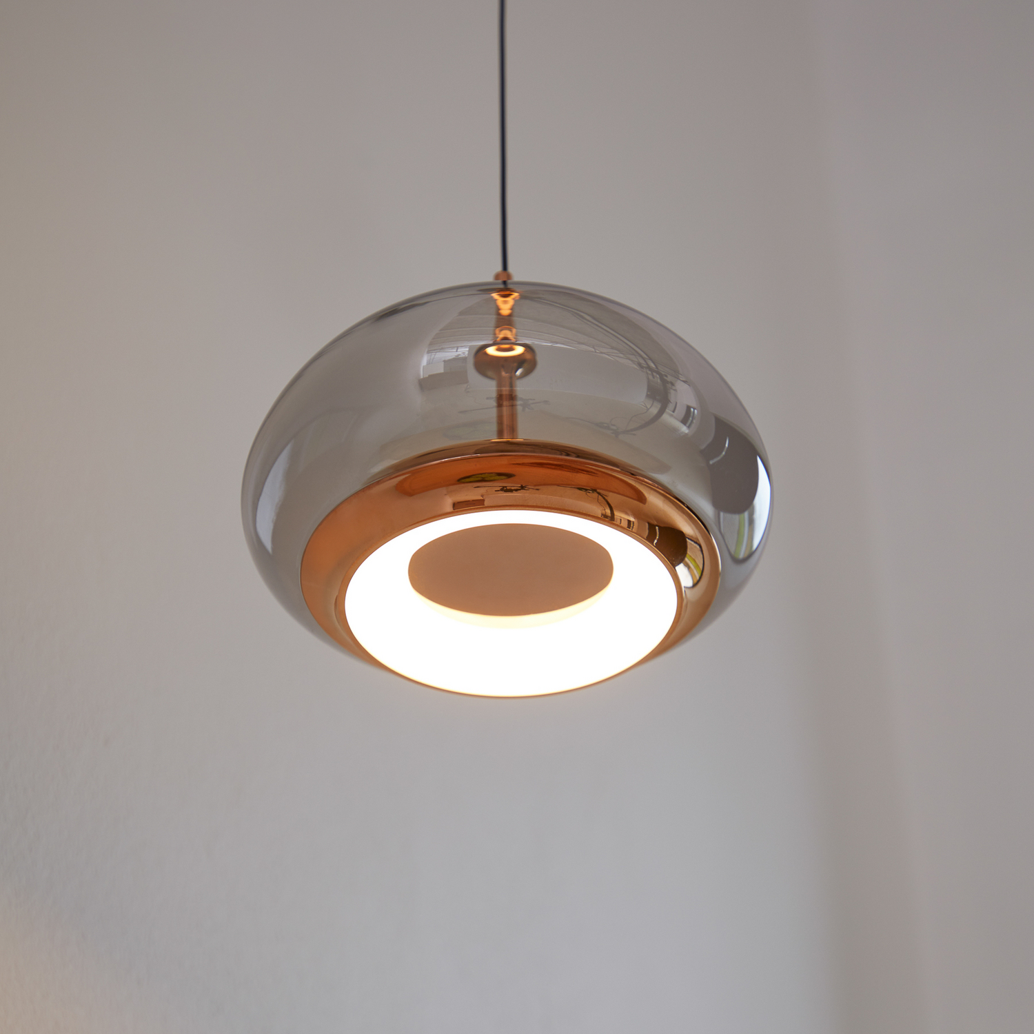 Loom Design Led Hängelampe Pendelleuchte Avalon Lampe Roségold Grau Glas 20cm B-Ware - 5712802226452