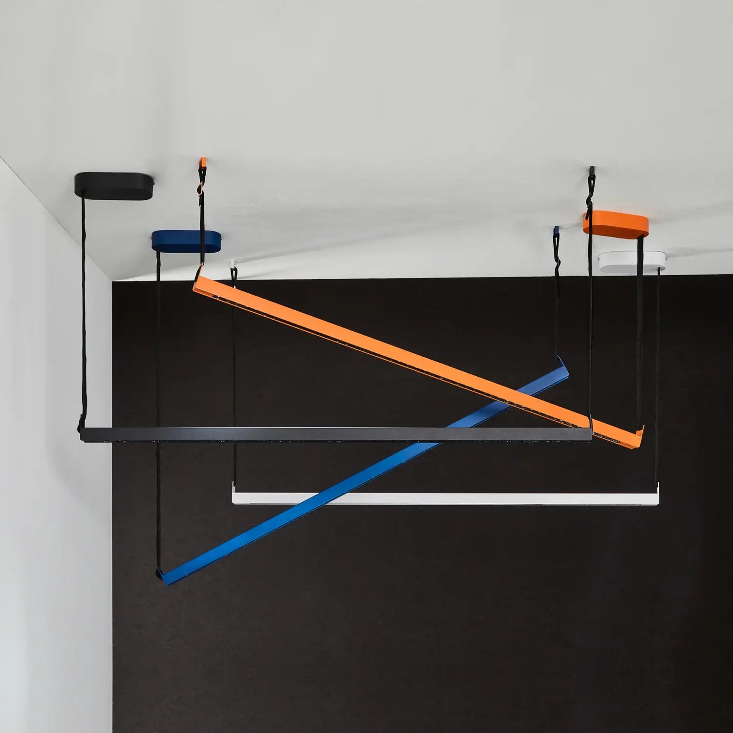 B-Ware Loom Design Hängeleuchte Pendelleuchte Led Belto Schwarz Aluminium Gurt Dimmbar - 5712802225592