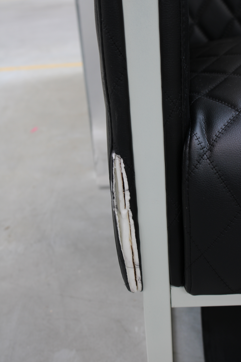 Hjh Office Loungesofa Aruba Step Gestell Lichtgrau Kunstleder Siehe Text/Foto C-Ware - 4260284084066