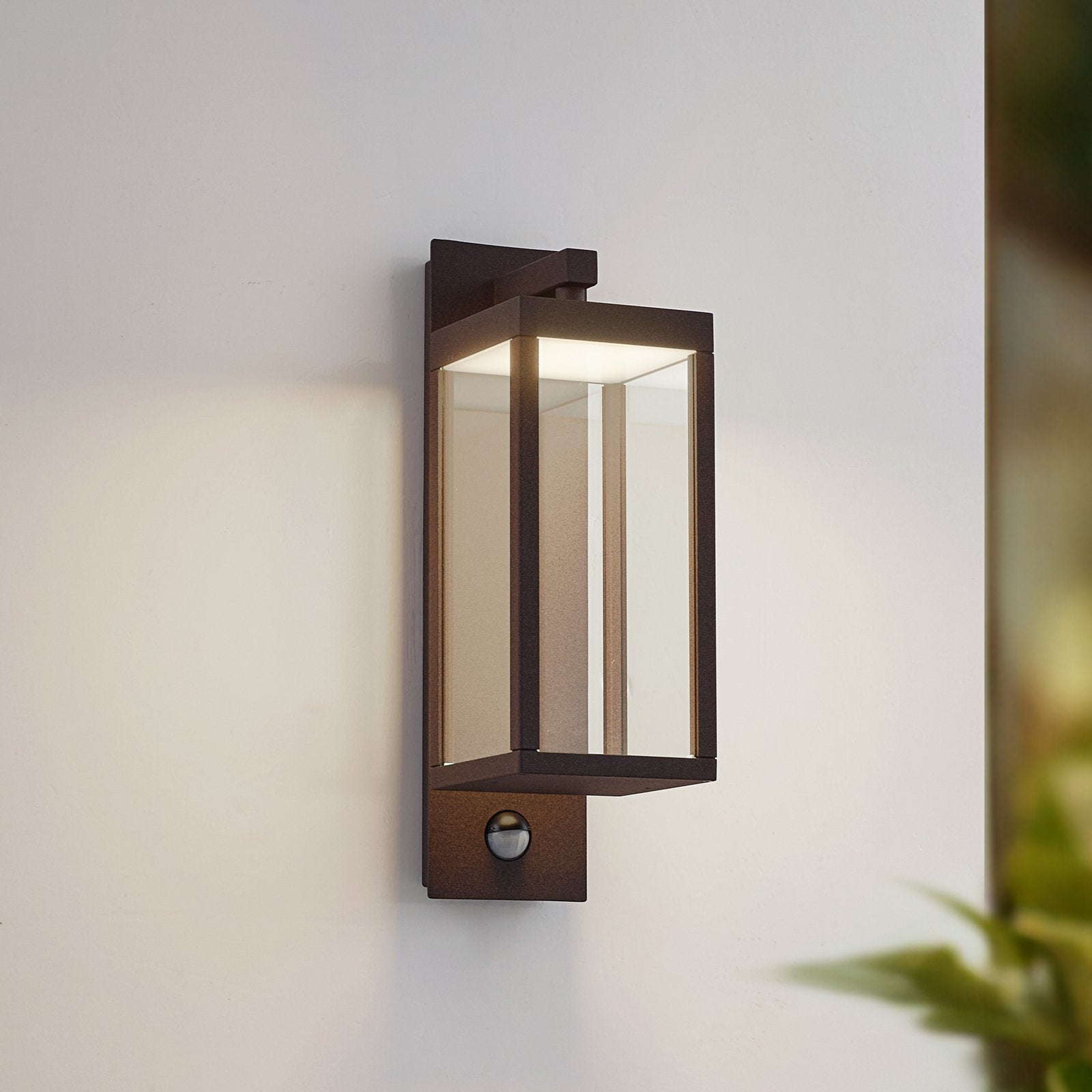 Lucande Wandleuchte Außenlampe Ferdinand LED Sensor Bewegungsmelder braun rostfa - 4251911798258