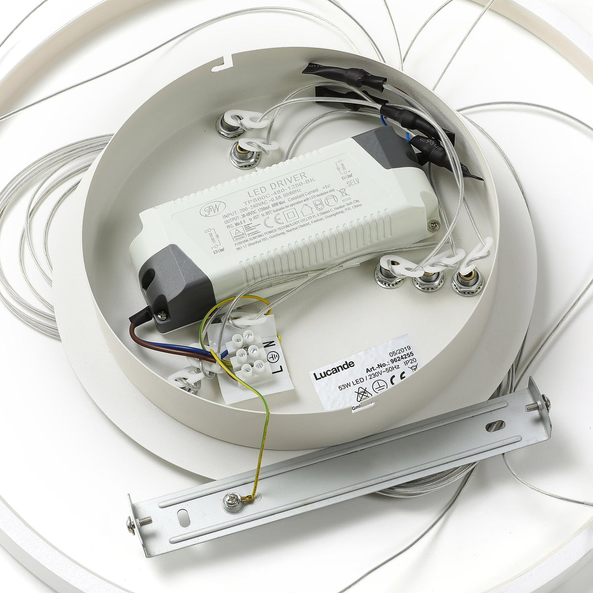 Lucande Pendelleuchte Pendellampe LED Ezana weiß Metall Inneneinrichtung dimm920 - 4251096556841