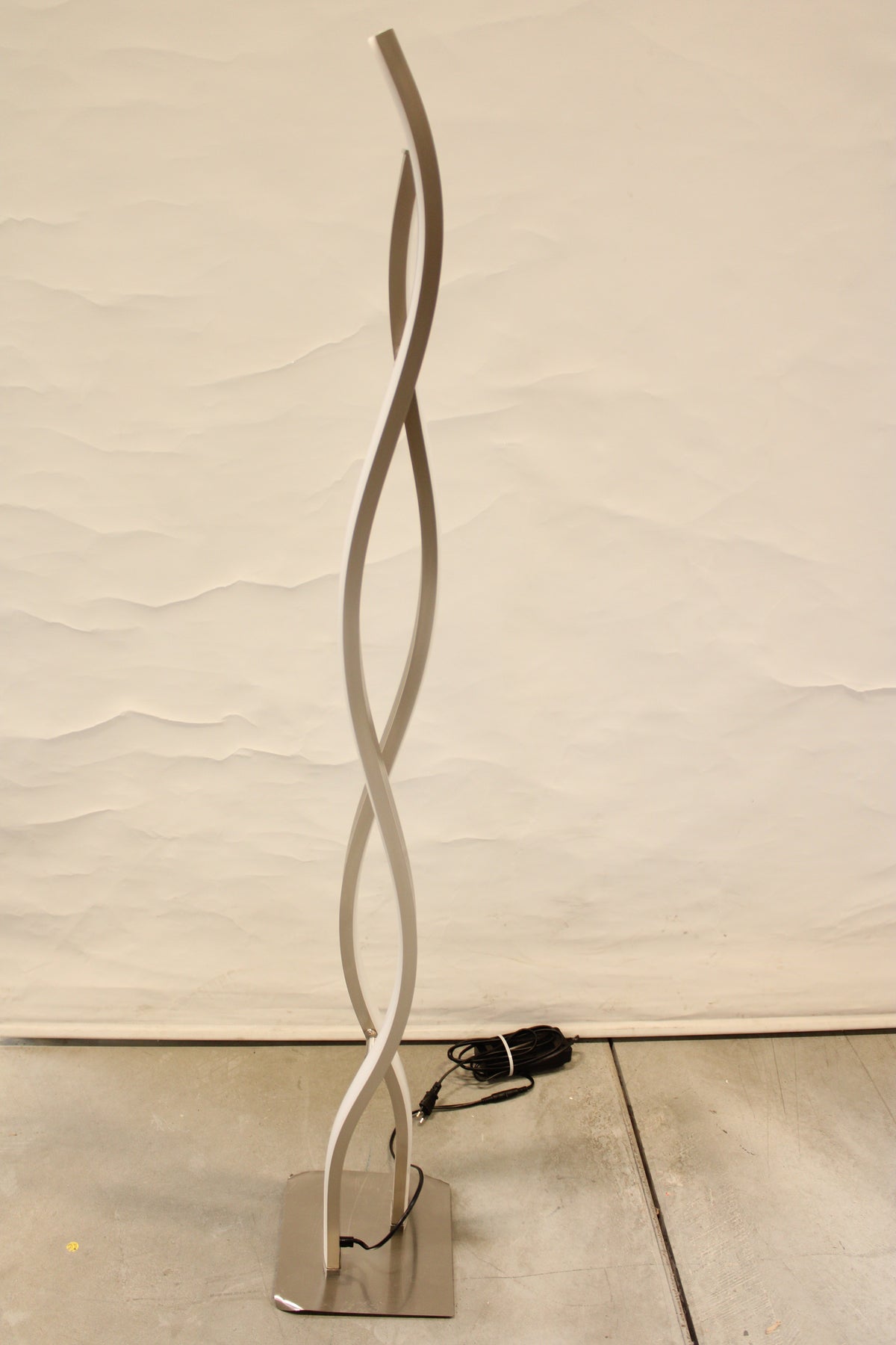 Lucande Stehleuchte Stehlampe LED Mairia dimmbar wellenförmig SIEHE TEXT/FOTO - 4251096572919