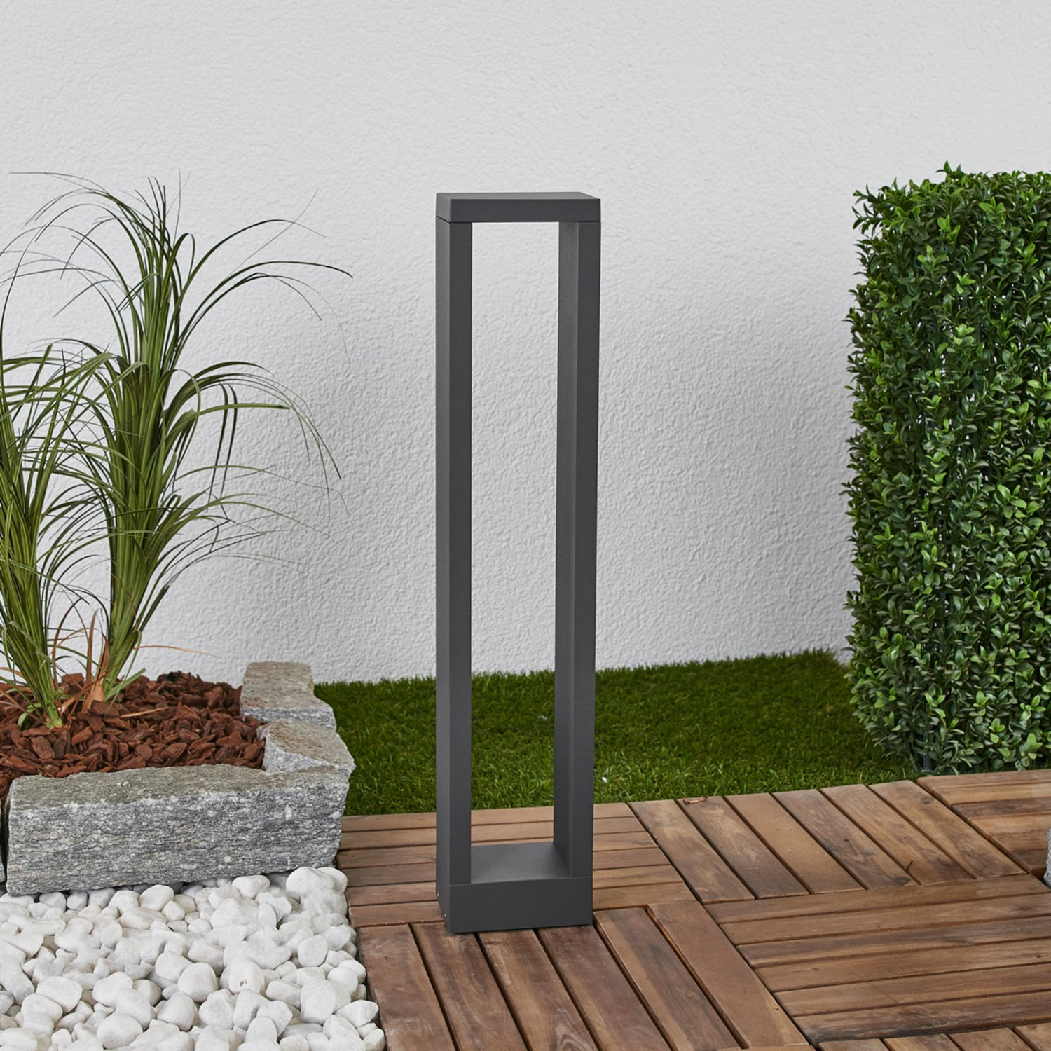 Lampe de chemin LED Lucande Jupp sur pied, H 60 cm, 10 W, produit d'occasion. 