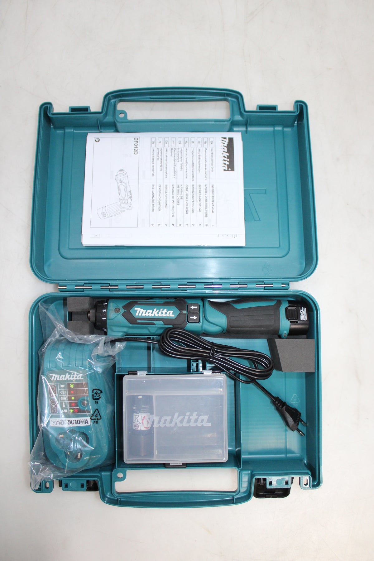 Makita Akku-Knickschrauber DF012DSE 7.2V 1.5Ah Li-Ion 2-Gang inkl. 2. Akku - 0088381838009