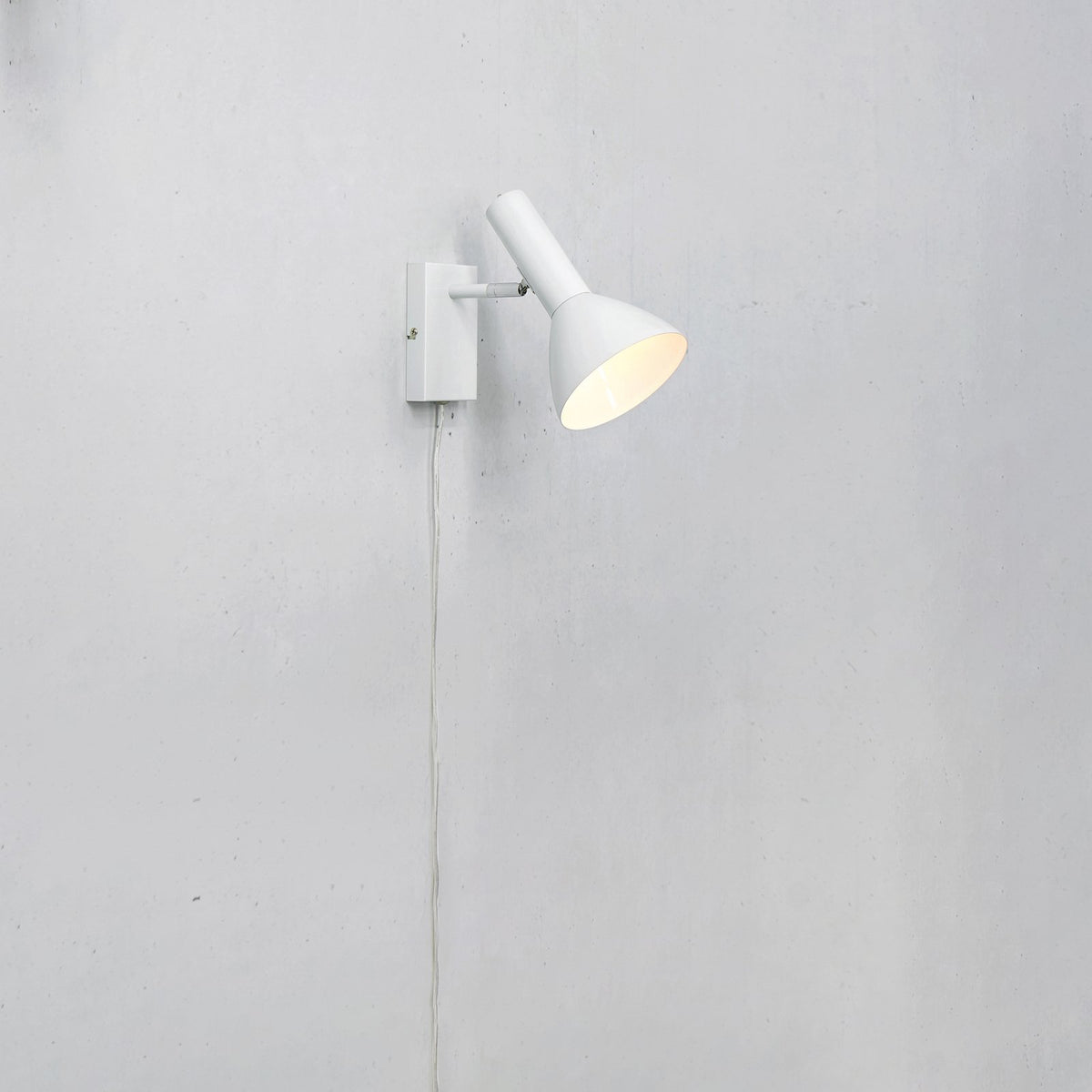 Markslöjd Wandleuchte Lampe Metro weiß Kabel Stecker Beleuchtung Innenbereich - 7330024611504