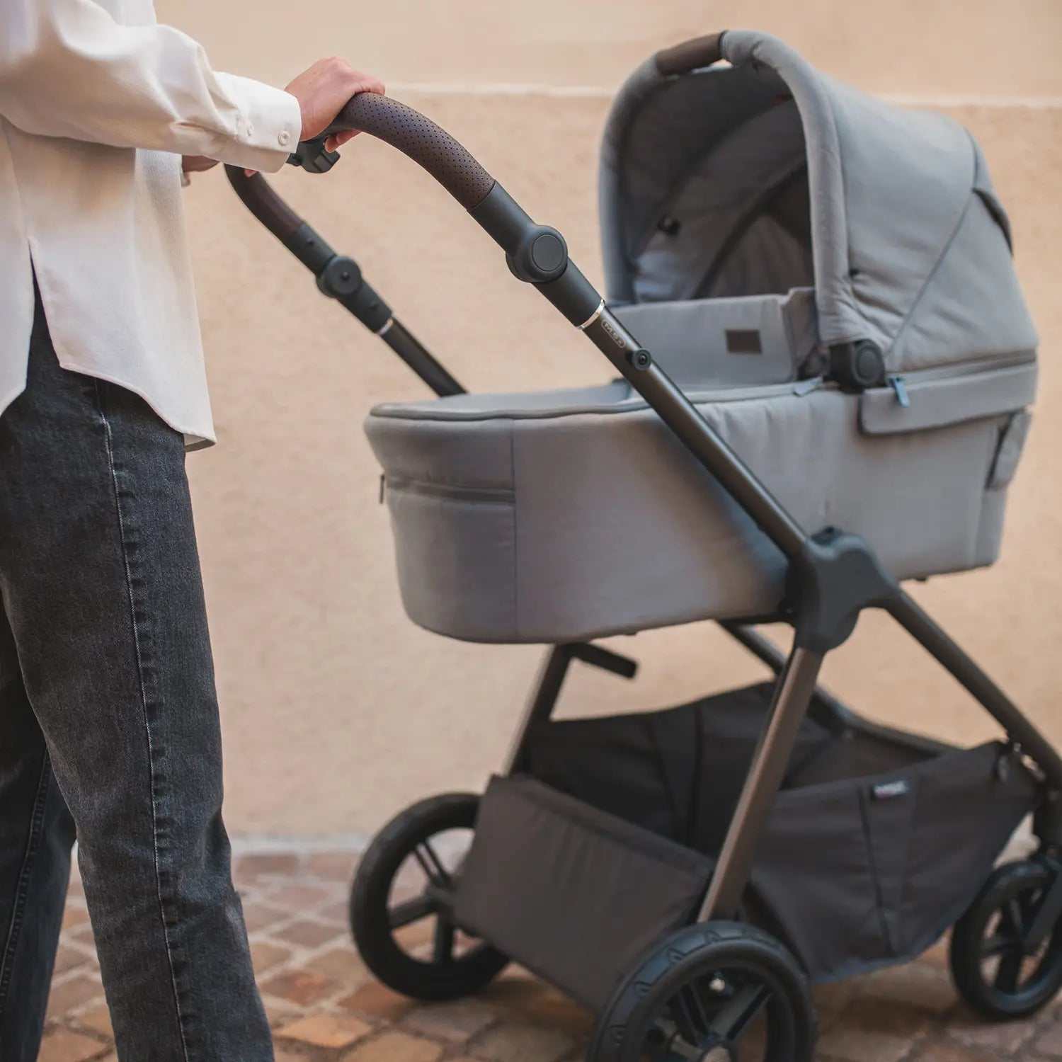 B-Ware Mast Kinderwagen Buggy M.5x Koala Babywanne Sitz Korb Allradfederung - 7631129014970