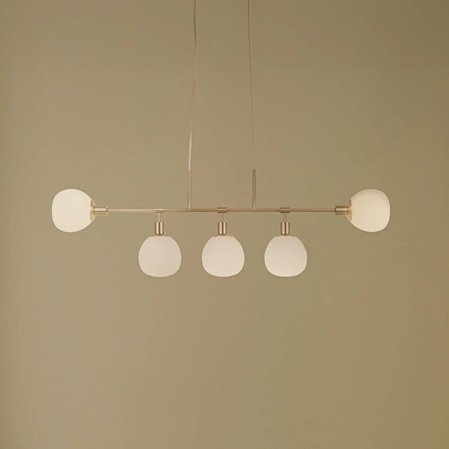 B-Ware Maytoni Hängelampe Pendelleuchte Glas Erich Messing Weiß 5 Flammig E14 Led - 4251110017280
