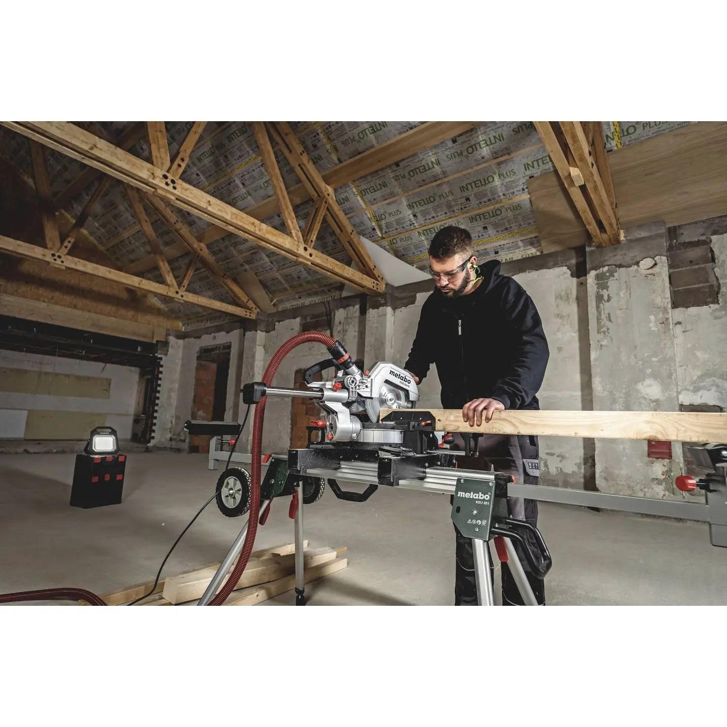 B-Ware Metabo Kappsäge Gehrungssäge Zugfunktion Sägeblatt Holz Mobil Präzision 254 Mm - 4061792225923
