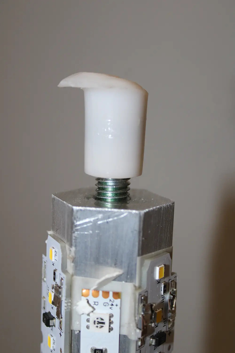 C-Ware Artemide Led Stehleuchte Lampe Metacolor Appsteuerung Bluetooth Siehe Text/Fotos - 8052993061270