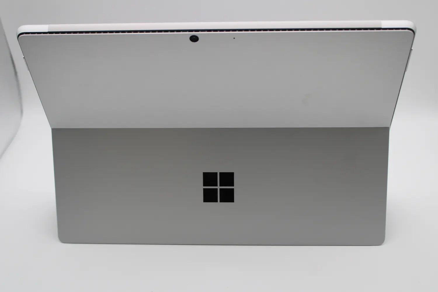 D-Ware Microsoft Surface Tablet Pro 8 Platin Intel I5 8 Gb Ram 128 Gb Ssd 13 Zoll Defekt - 889842795165