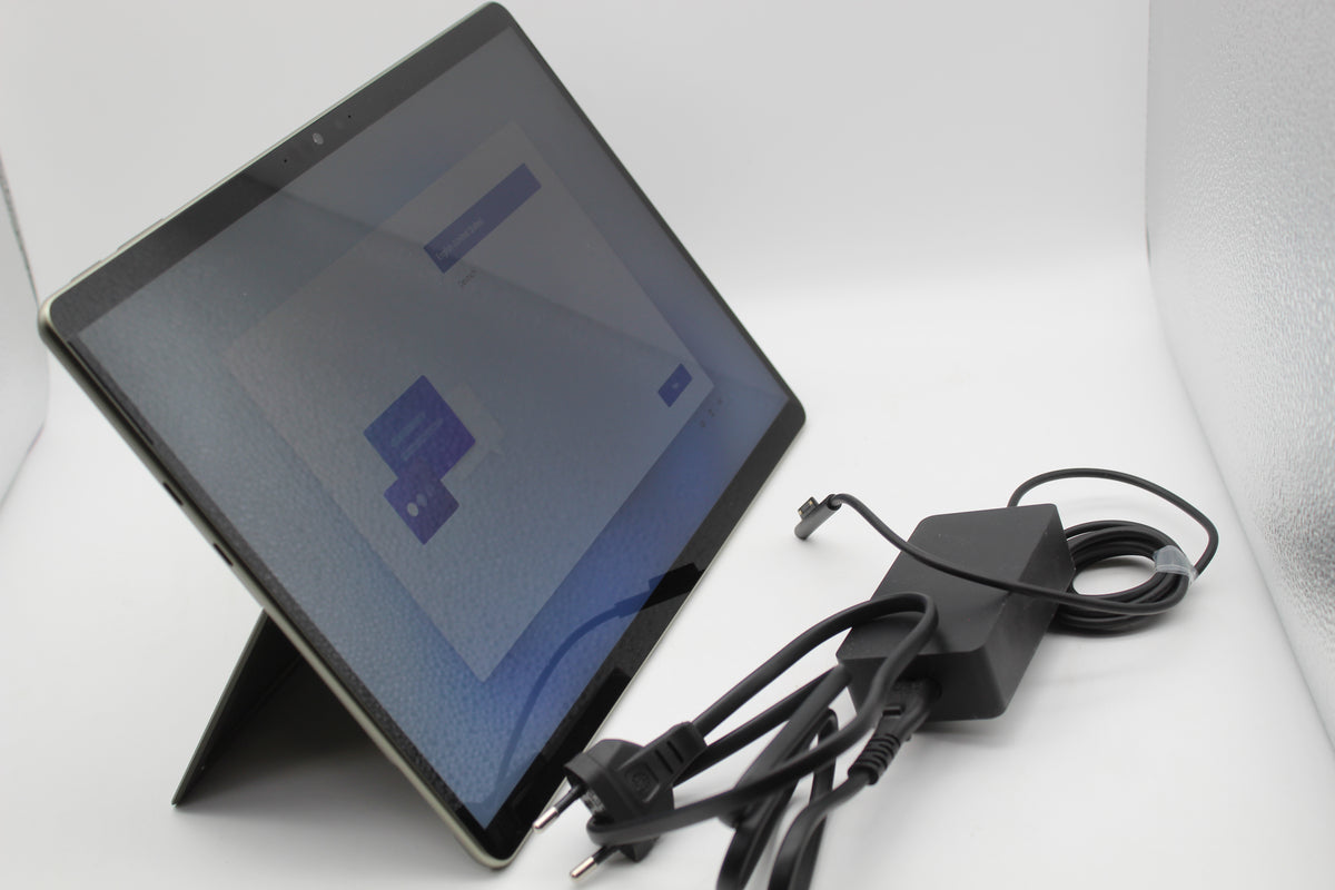 Microsoft Surface Pro 9 256GB 33 cm 13 Zoll Intel Core i5 8GB RAM Wi-Fi W11 Pro - 0196388076291