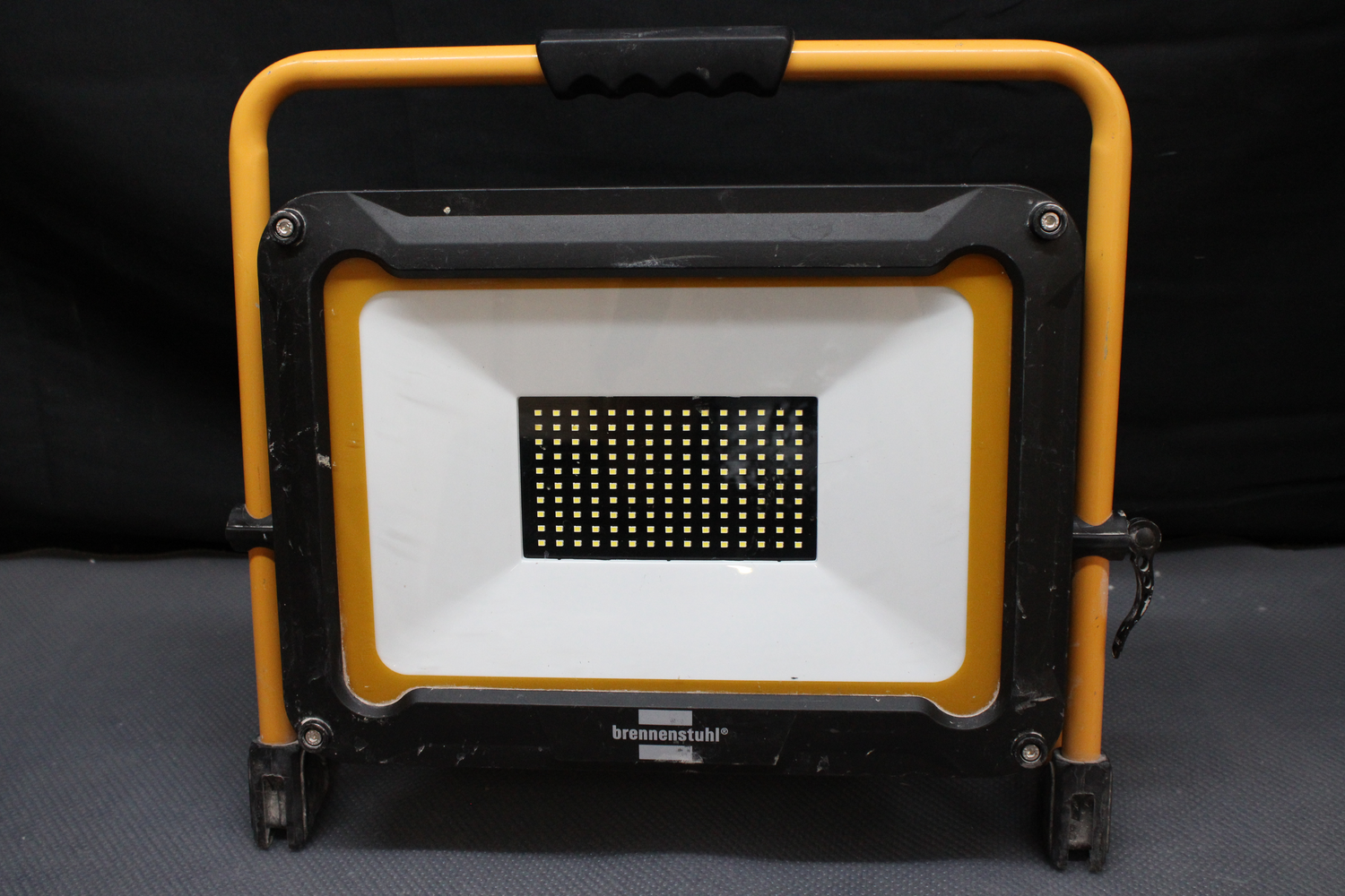 Brennenstuhl Jaro 9050 M Baustrahler Baustellenlampe Flutlicht Siehe Text/Fotos C-Ware - 4007123676385