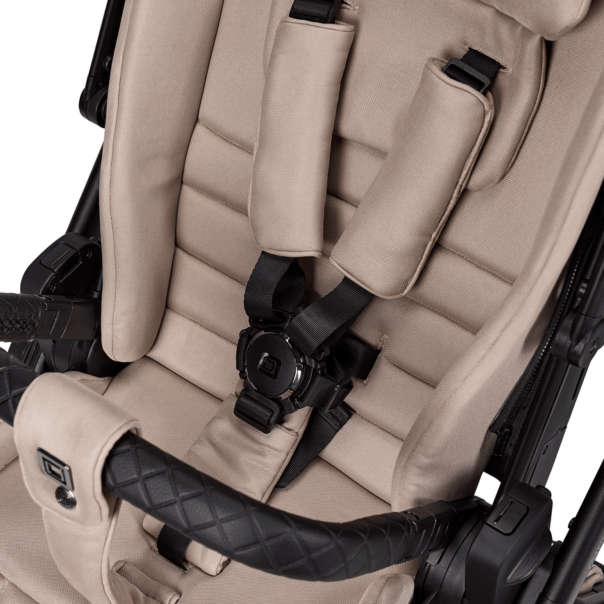 Moon Gio Edition Kinderwagen Buggy Kombikinderwagen Reisebuggy Babywagen Sand   B-Ware