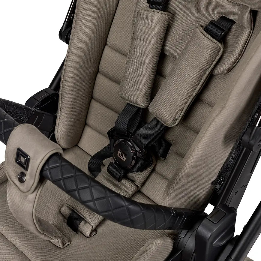 B-Ware Moon Gio Edition Plus 722 Fachhandelsartikel Haartrockner Föhn Mud Chrome - 4025583042946