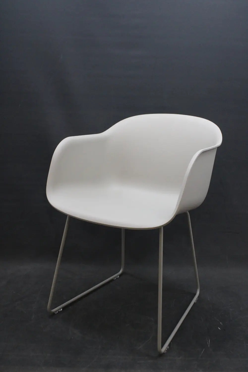 Muuto Fiber Armchair Sled Base Armlehnstuhl Designstuhl Siehe Text/Foto B-Ware