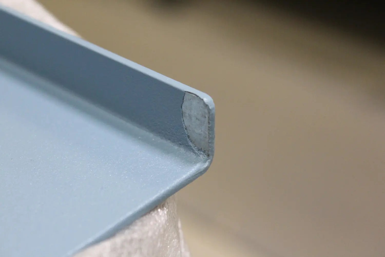 B-Ware Muuto   Linear Steel Outdoor 220x90cm Hellblau Tisch Siehe Text/Fotos - 4251384249707