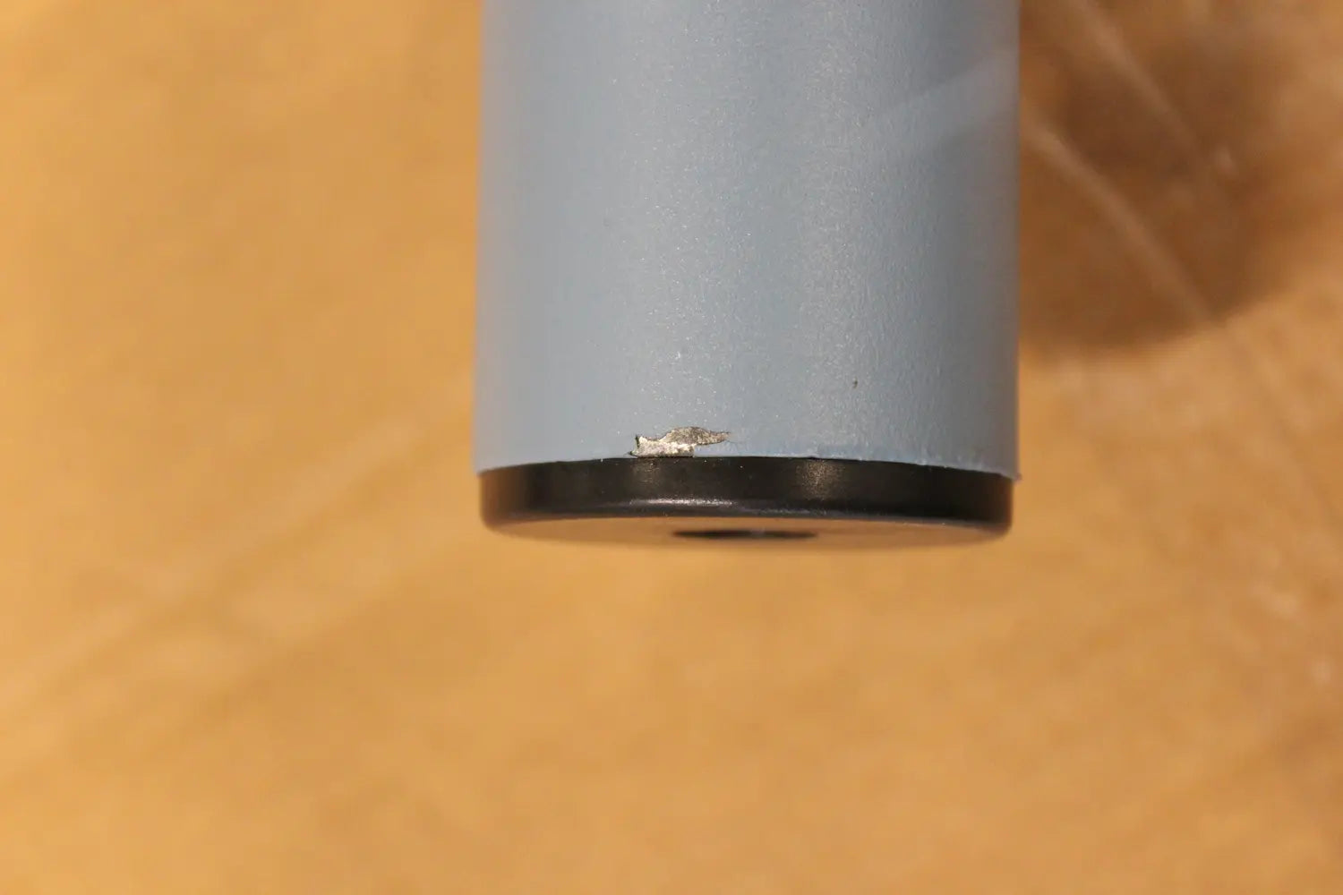 B-Ware Muuto   Linear Steel Outdoor 220x90cm Hellblau Tisch Siehe Text/Fotos - 4251384249707