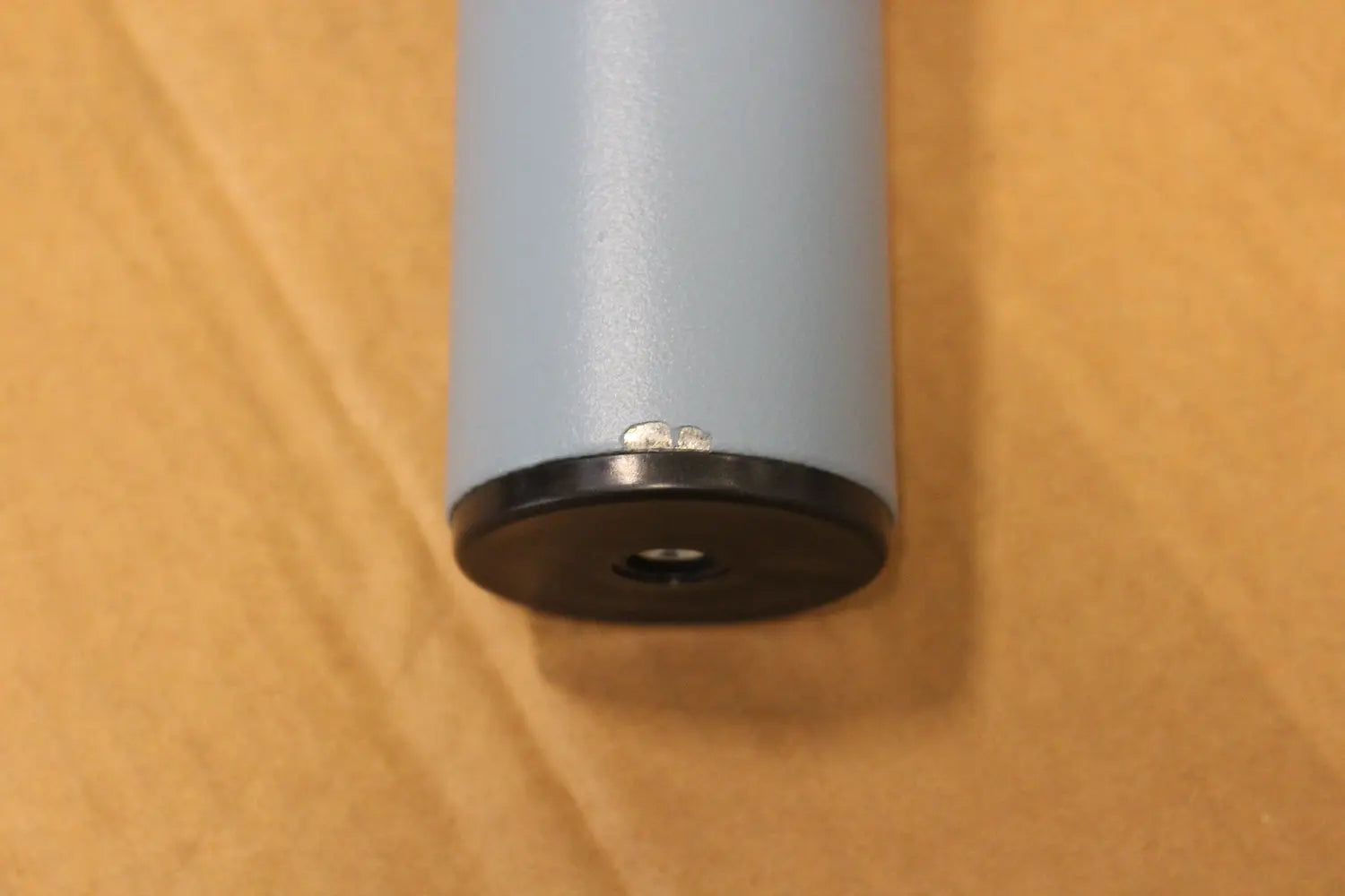 B-Ware Muuto   Linear Steel Outdoor 220x90cm Hellblau Tisch Siehe Text/Fotos - 4251384249707