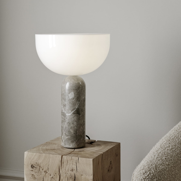 New Works Tischleuchte Leuchte Lampe Kizu Weiß Marmor Acrylglas Groß B-Ware - 5712826204108
