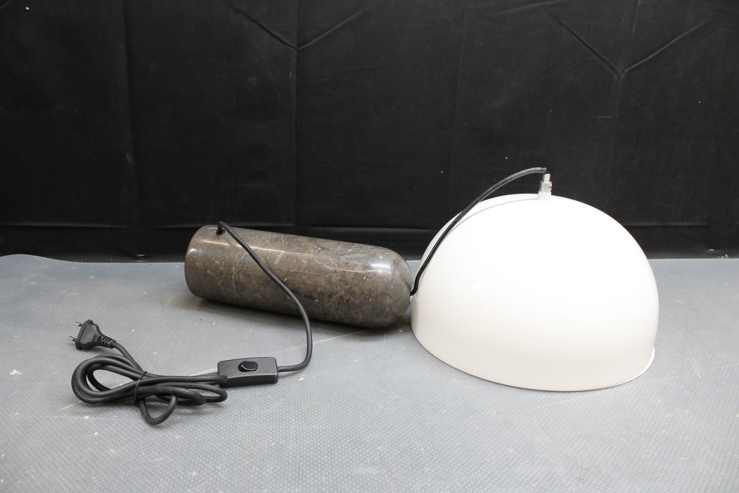 New Works Kizu Tischleuchte Groß Tischlampe Schreibtischlampe Lampe Siehe Text C-Ware - 5712826204122