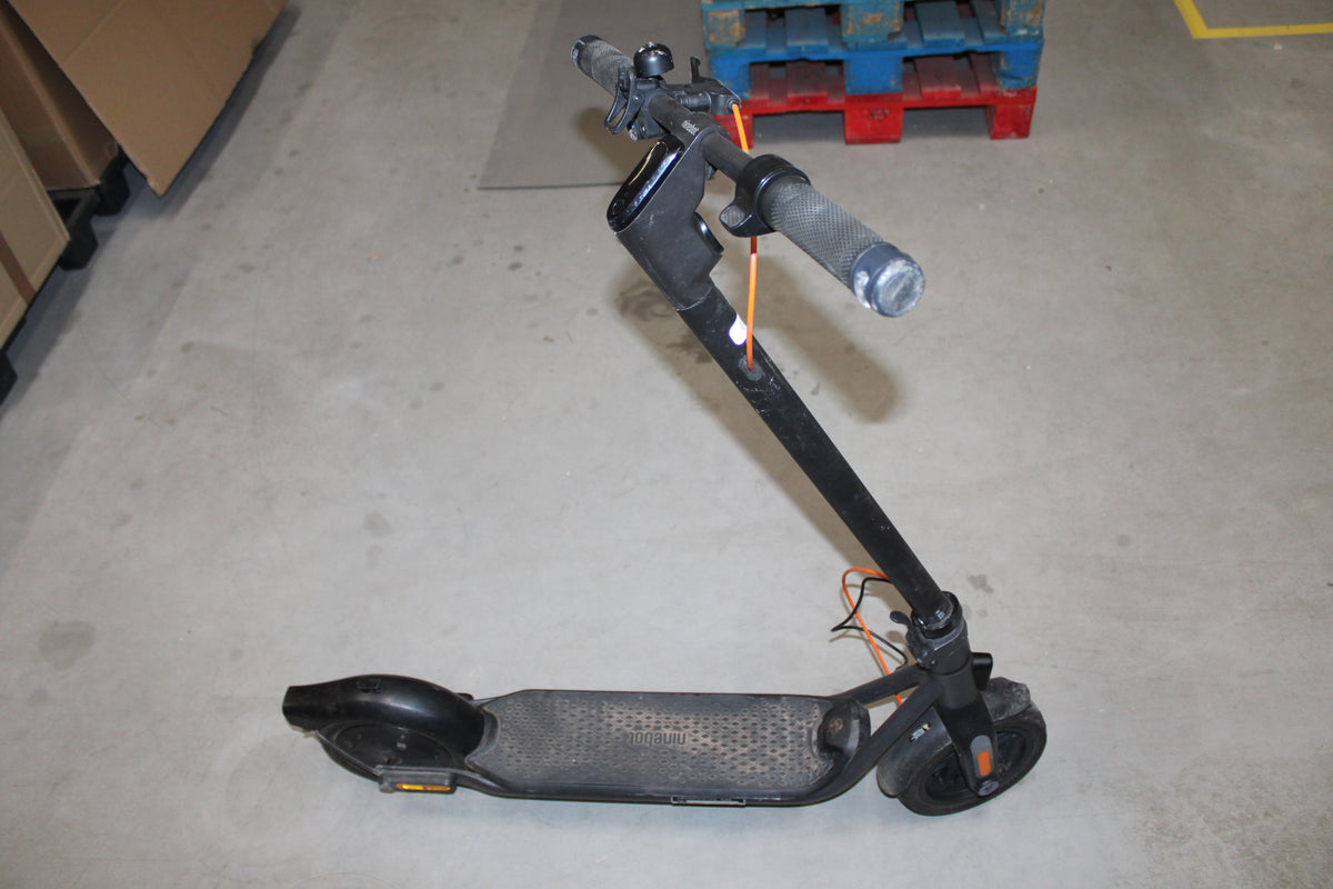 Segway Ninebot F2 PLUS D E-Scooter Li-Ion Straßenzulassung E-Roller DEFEKTW338 - 8720254406473