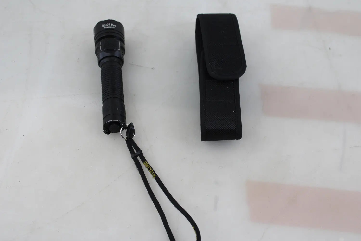 C-Ware Nite Core Mh25 Pro Led Taschenlampe Akkubetrieben 3300 Lm 130 G Siehe Text/Foto - 6952506407958