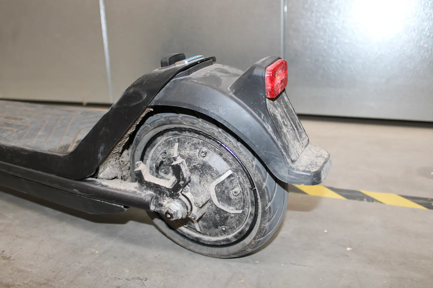 D-Ware Niu K Qi3 Sport E Scooter Li Ion Straßenzulassung Deutschland Scooter Defektware - 6972782764408