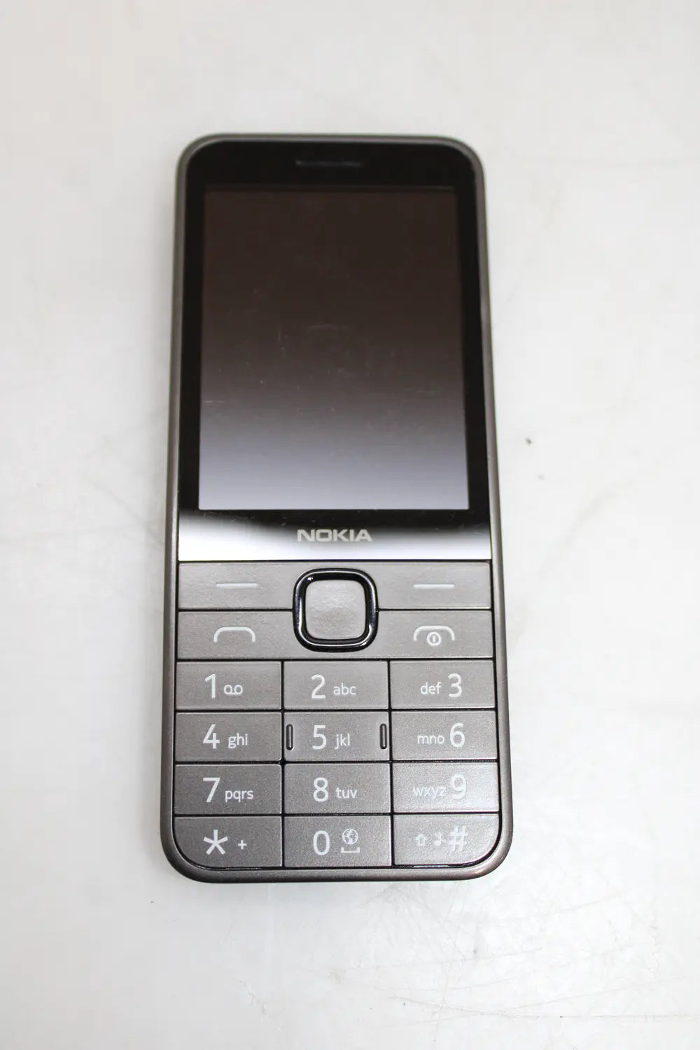 B-Ware Nokia 235 4 G Handy Schwarz 7.1 Cm 2.8 Zoll Tastenhandy Mobiltelefon Siehe Text - 6438409093301