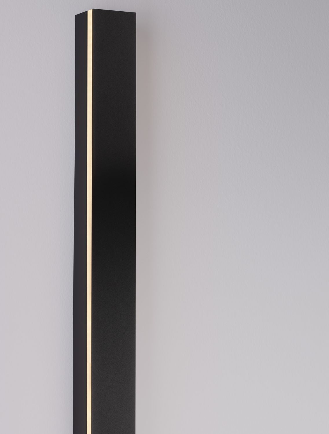 Nova Luce Wandleuchte Wandlampe LED COLBY Schwarz Warmweiß Beleuchtung 80 cm - 5212017433398