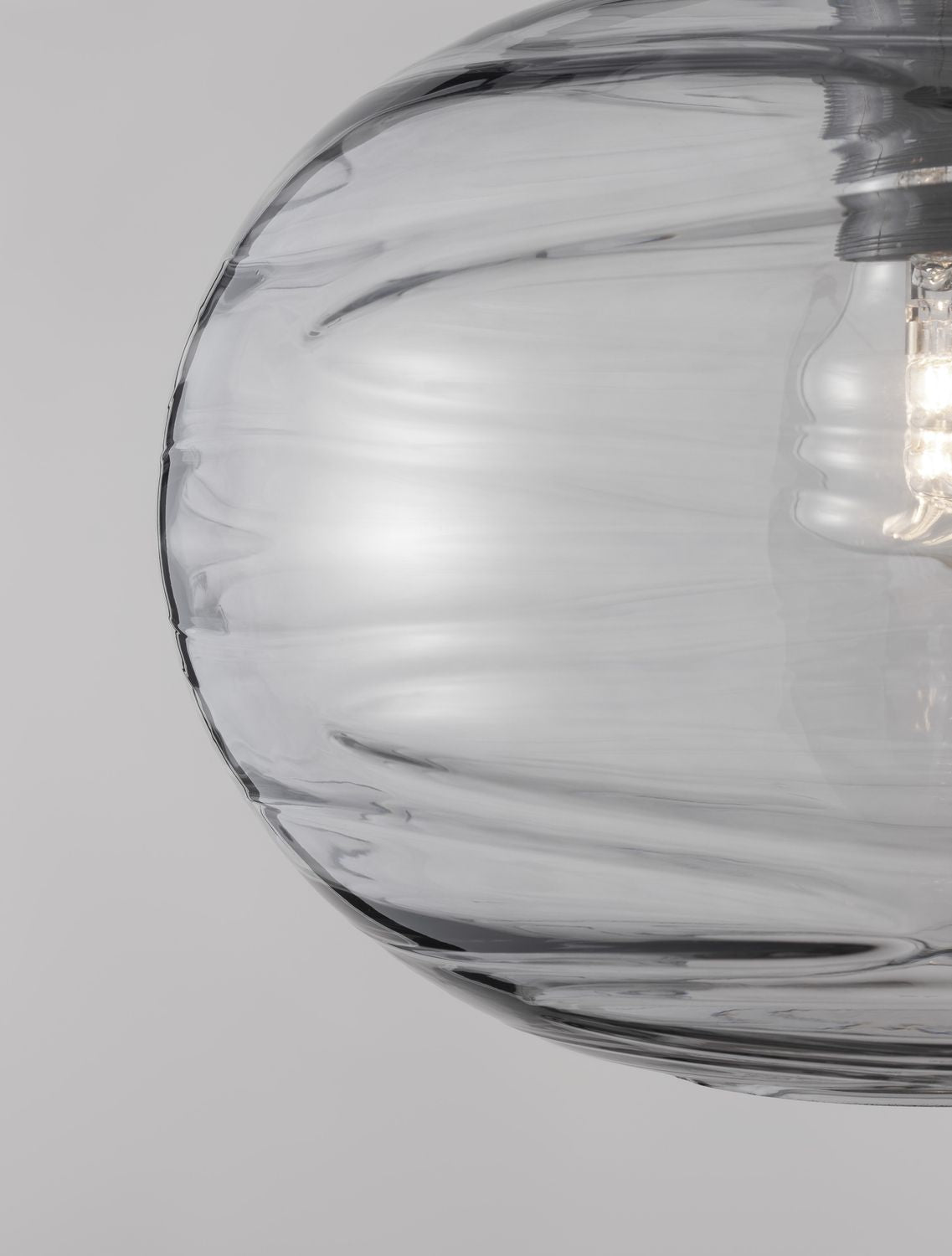 Nova Luce Pendelleuchte Hängeleuchte EVLEEN E27 LED Schwarz dimmbar Glas Ø 30 cm - 5212017434425