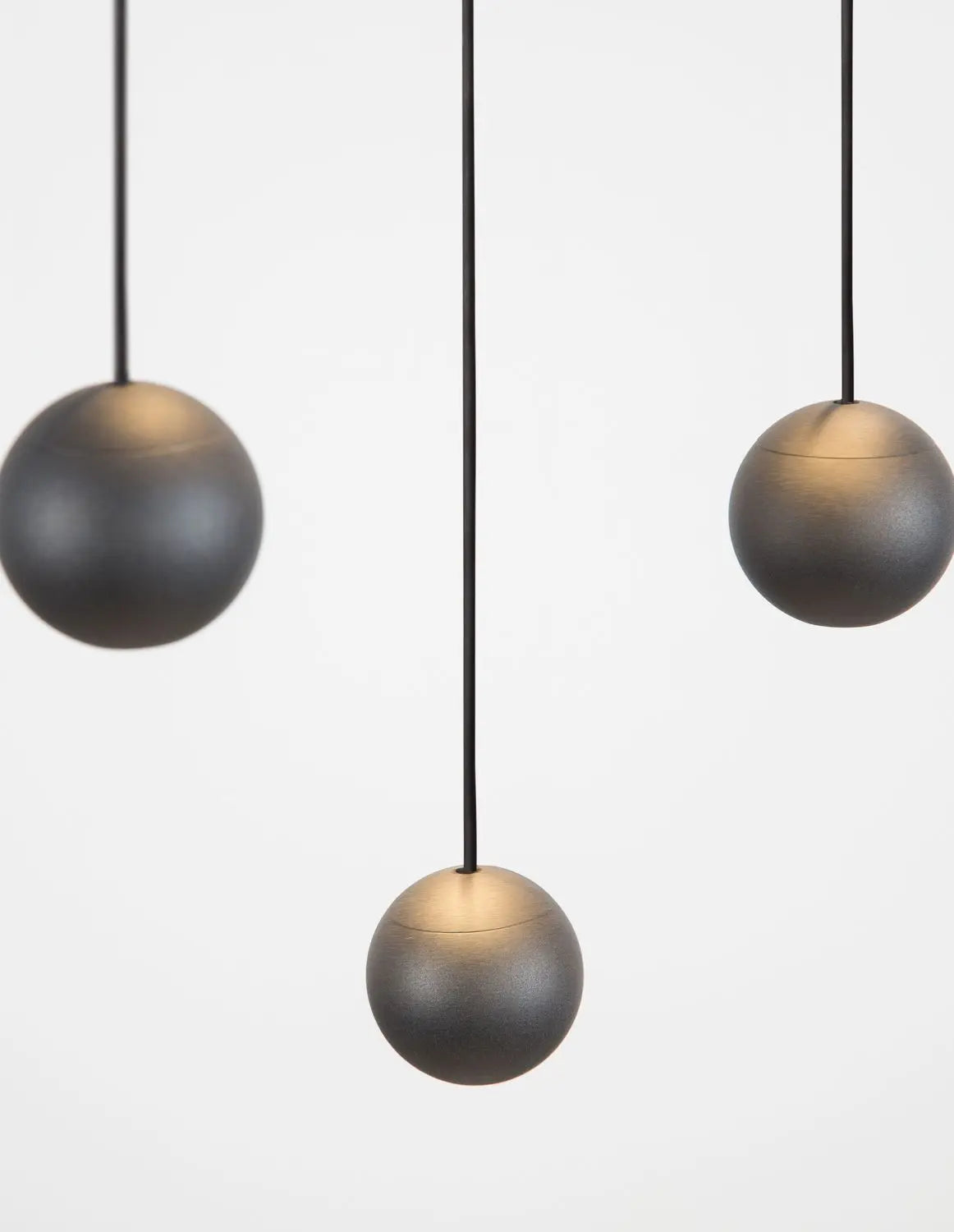 B-Ware Nova Luce Pendelleuchte Hängeleuchte Nocci Led Schwarz Warmweiß 48 W 10 Flammig - 5212017428516