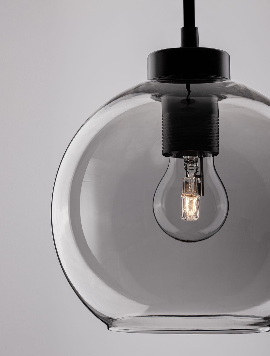 Nova Luce Pendelleuchte Hängeleuchte PALMER E27 LED Schwarz dimmbar Glas Ø 20cm - 5212017430946