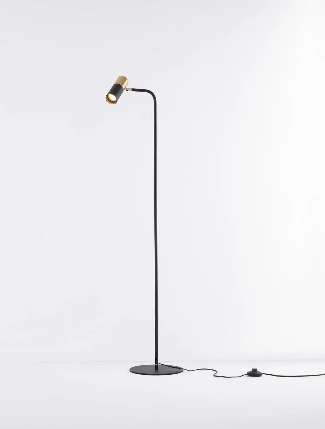 B-Ware Nova Luce Stehlampe Standleuchte Pongo Gu10 Led Schwarz Dimmbar Leuchte 135 Cm - 5212017441799