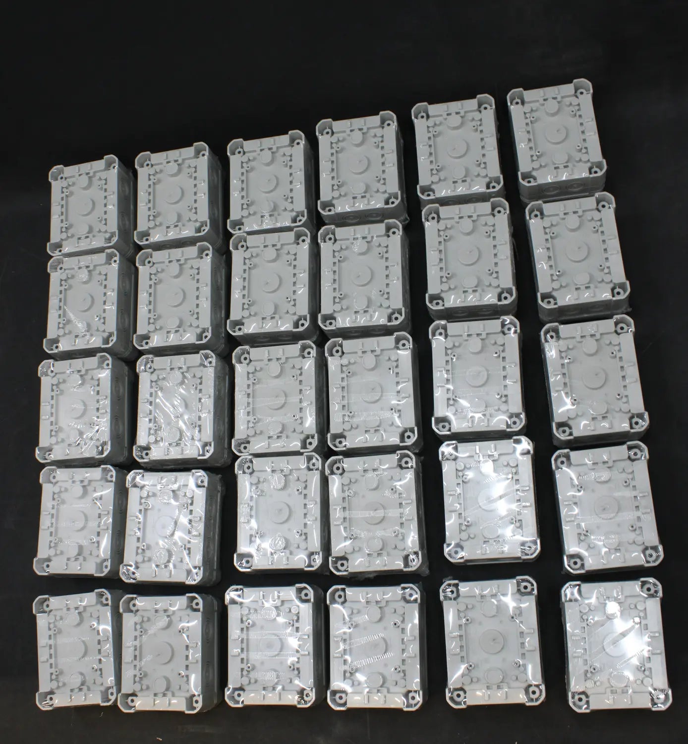 B-Ware Obo Bettermann X06 T G M25  Abzweigdose Verteilerkasten 30 Stück - 4012196617623