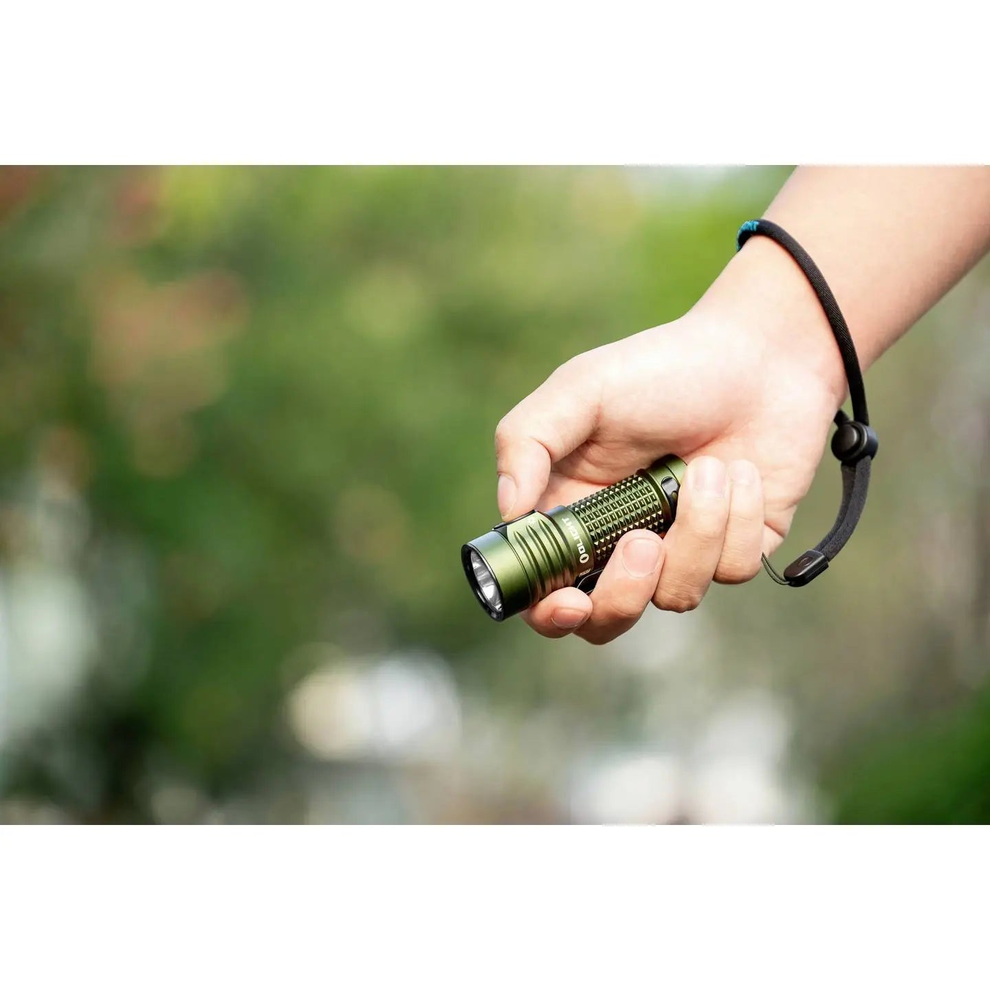 B-Ware Olight Taschenlampe Lampe Baton Turbo Led Akku Grün Outdoor Clip Magnet