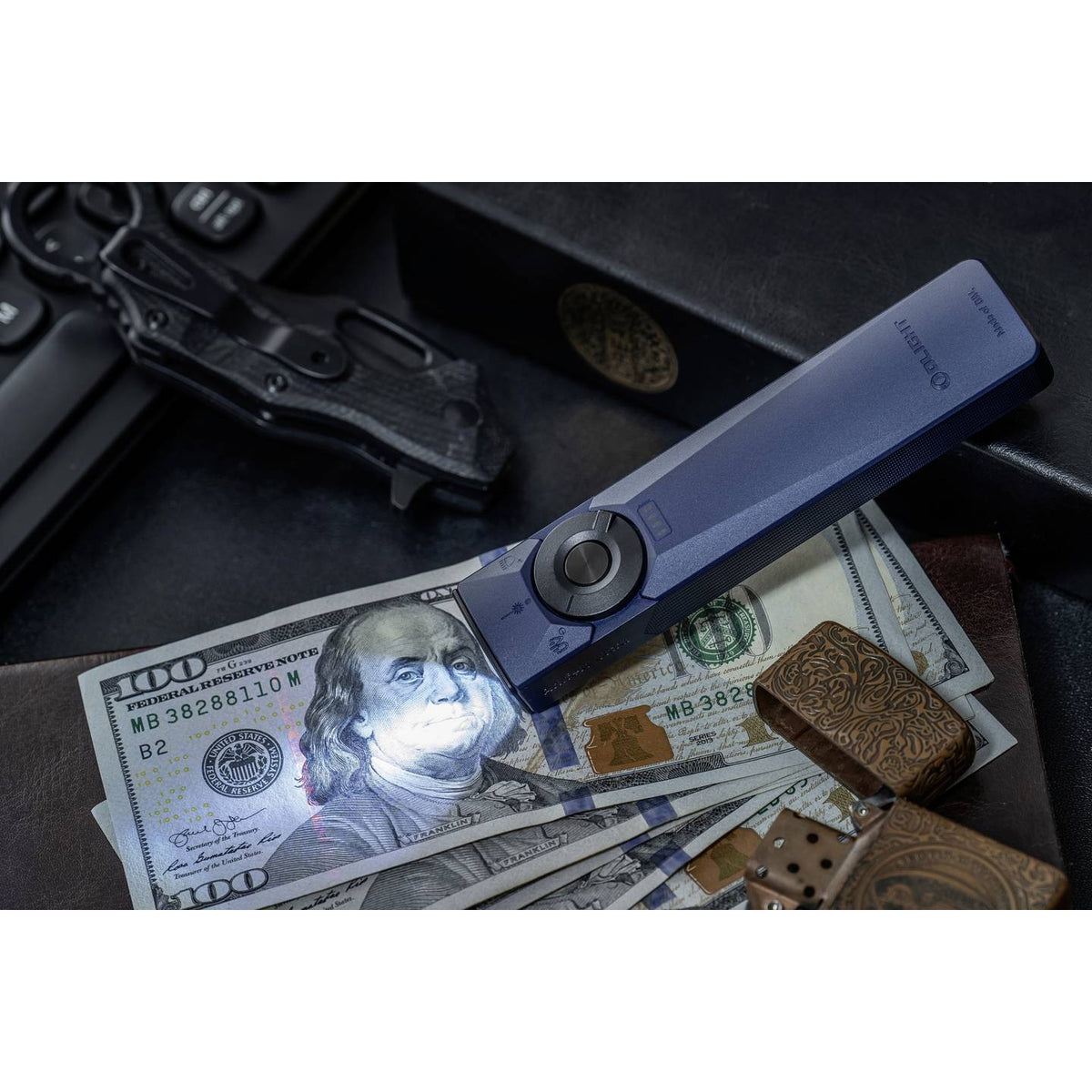 Olight Mini Taschenlampe Taschenlampe LED Arkfeld Ultra Navy Blue akkubetrieben - 6977261691664