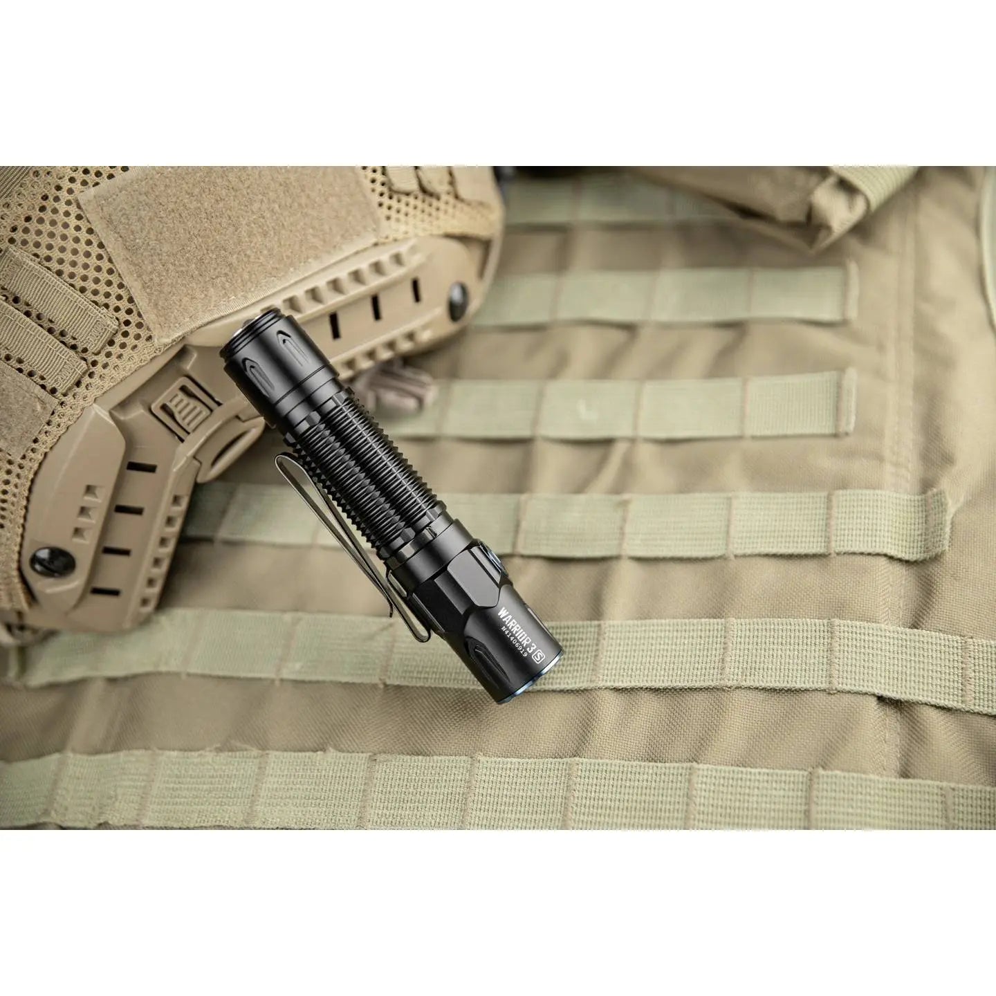 B-Ware Olight Taschenlampe Lampe Warrior 3 S Led Grün Akku Aluminiumlegierung Ipx8733 - 6972378129062