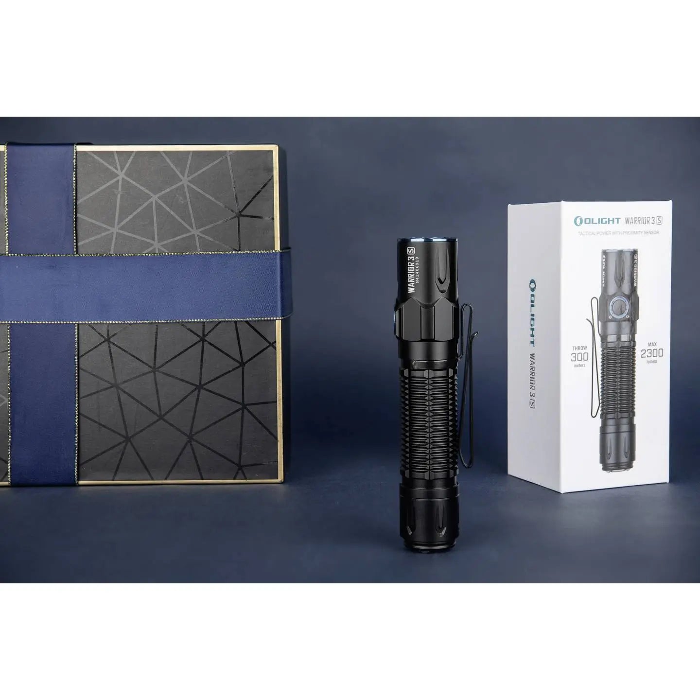 B-Ware Olight Taschenlampe Lampe Warrior 3 S Led Grün Akku Aluminiumlegierung Ipx8733 - 6972378129062