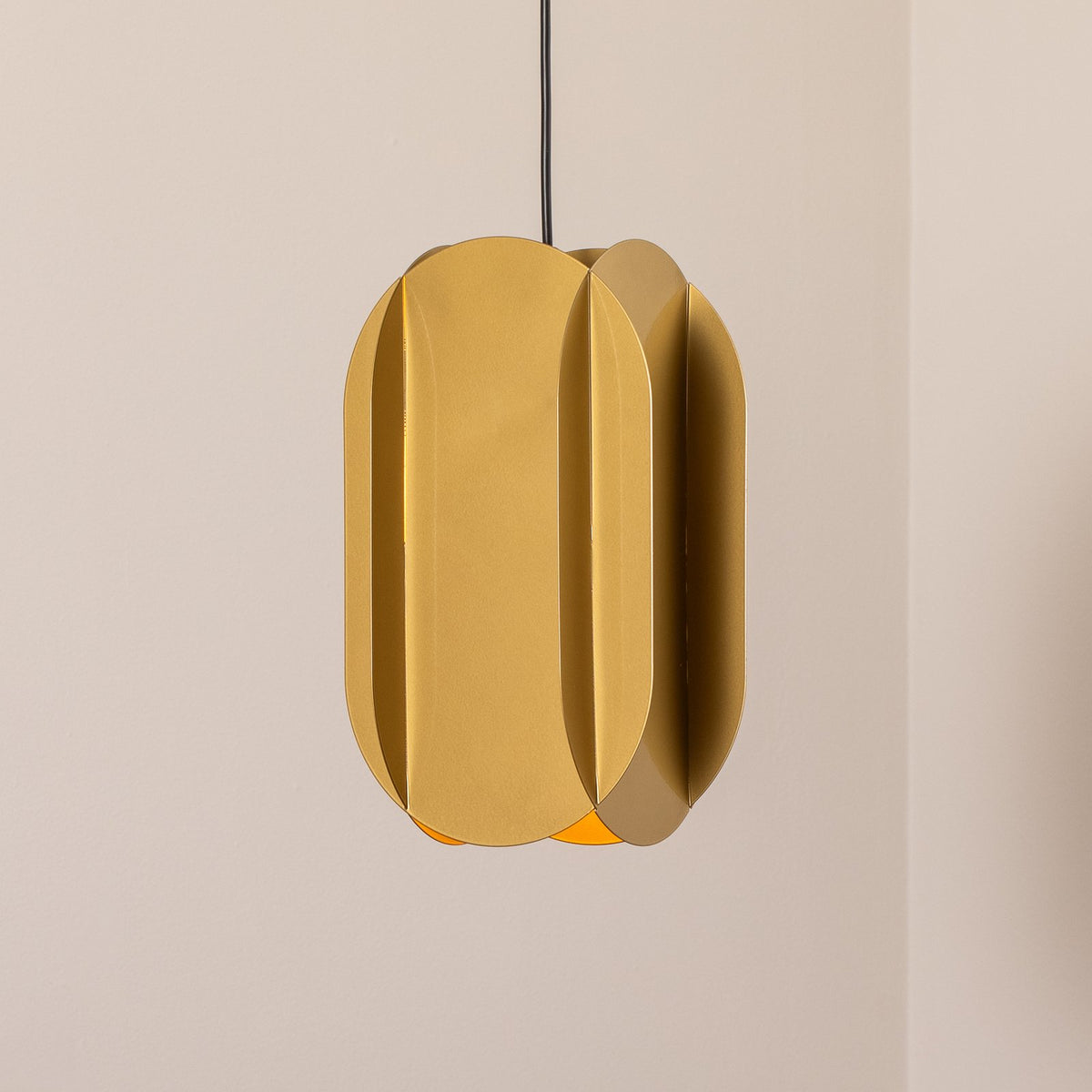 Opviq Hängeleuchte Pendelleuchte Corner gold Metall Lampe Leuchte E27 - 8684283486571