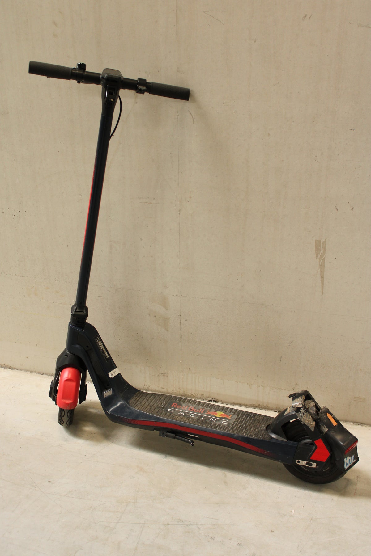 ORACLE RED BULL RACING E-Scooter Roller Nine RS 900 Rahmen 36V DEFEKTWARE - 4260186731358