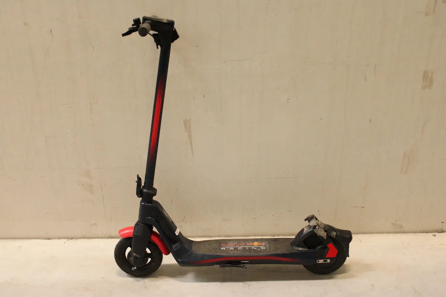 D-Ware Oracle Red Bull Racing E Scooter Roller Nine Rs 900 Rahmen 36 V Defektware - 4260186731358