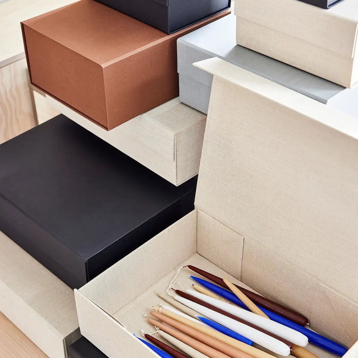 B-Ware Oyoy Aufbewahrungsbox Kiste Hako Box Stone 33x25cm Karton Grau Aufbewahrung - 5712195071585