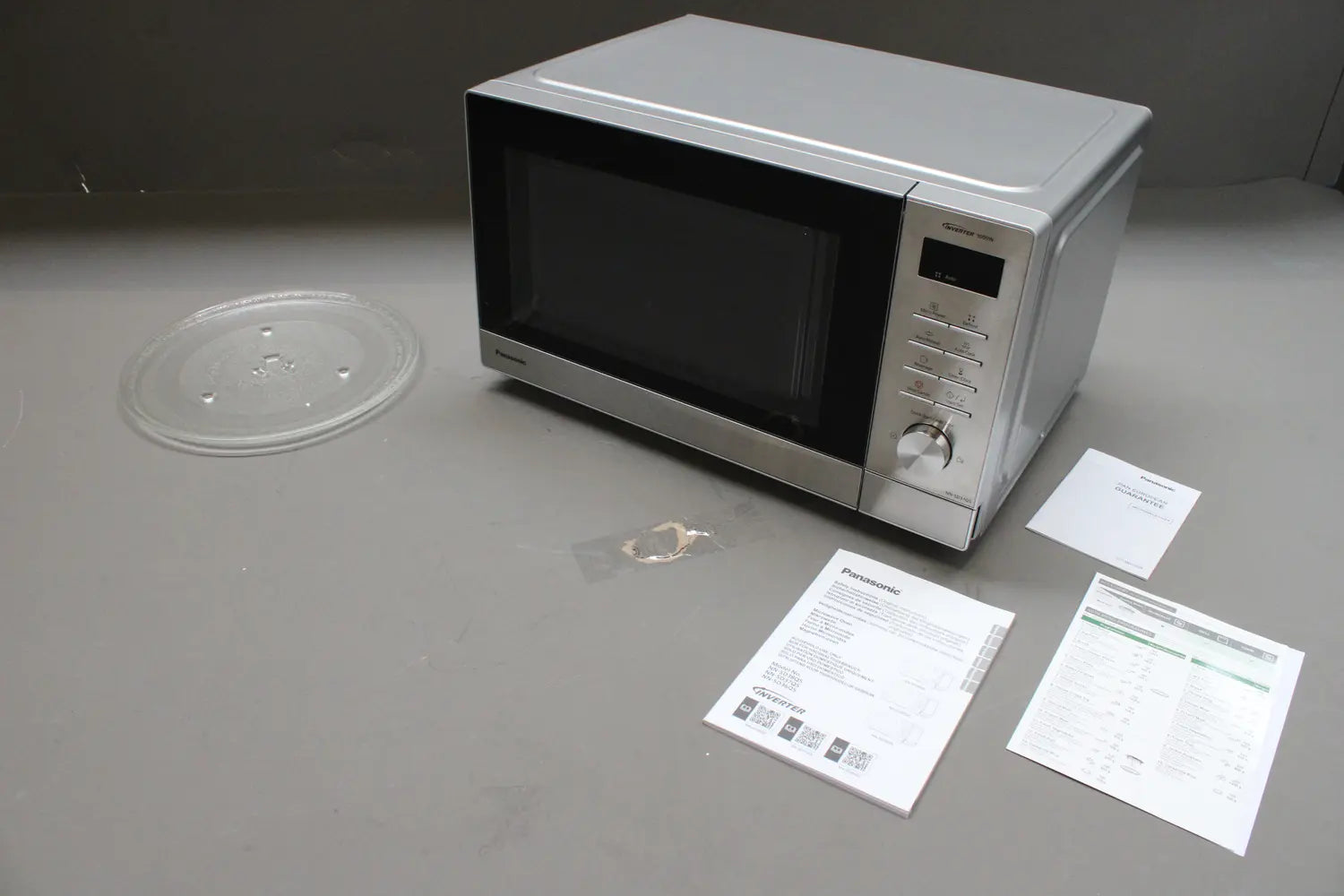 B-Ware Panasonic Nn Sd37 Qsepg Mikrowelle Inv.T. Küchenofen Mikrowelle 23 L Silber - 5025232969807
